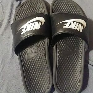 Nike slides
